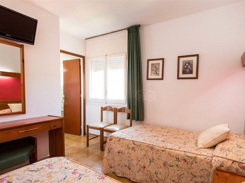 Magnolia Guest house 2*